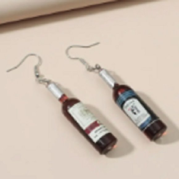😈NEW Wine Bottle Earrings Two Pairs (Burgundy & Red)😈 - Picture 2 of 2